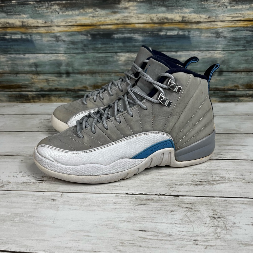 Stylish Gray and White Women's Sneakers